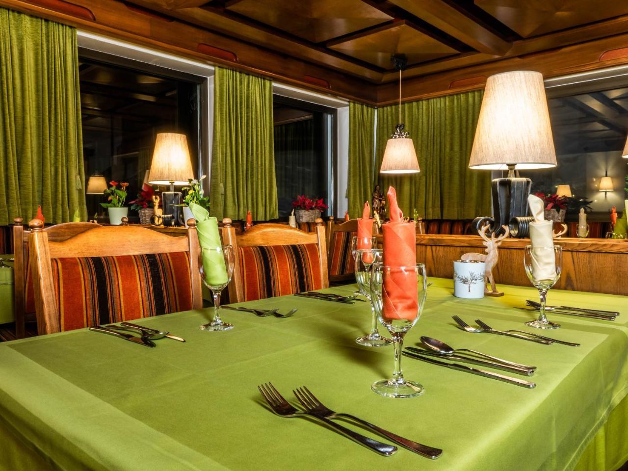 Hotel Pontives Ortisei Luaran gambar