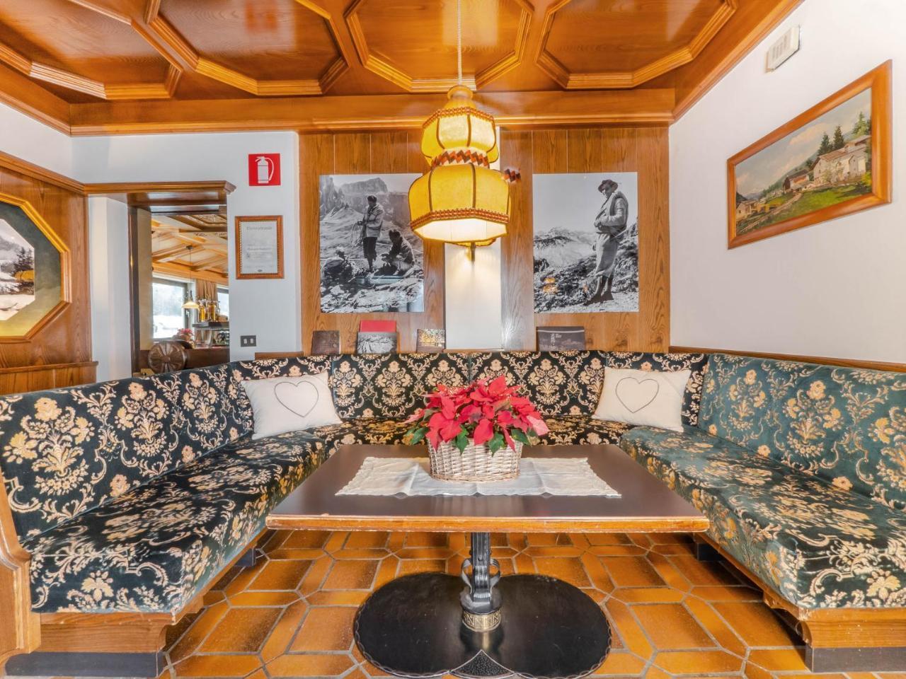 Hotel Pontives Ortisei Luaran gambar