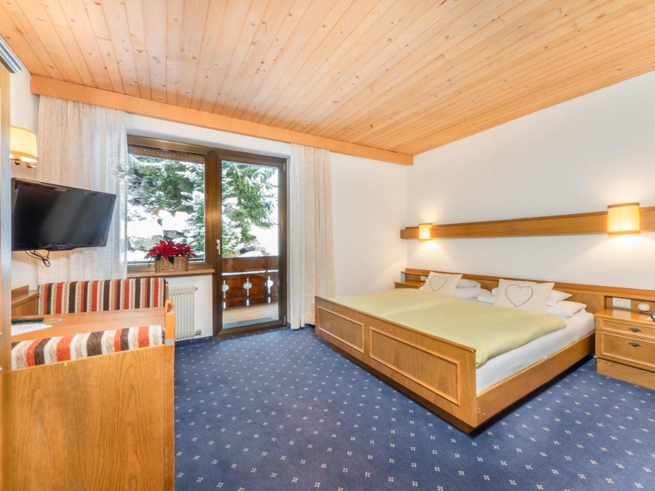 Hotel Pontives Ortisei Luaran gambar